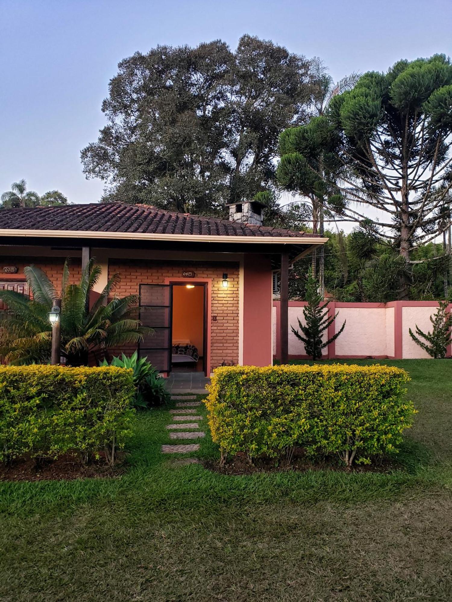Pousada Vila Minas Itanhandu Exterior photo