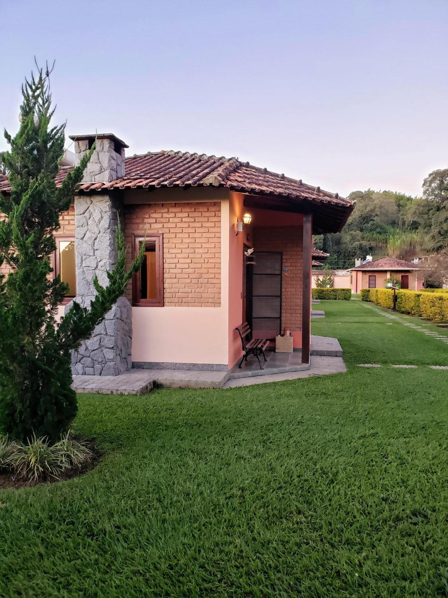 Pousada Vila Minas Itanhandu Exterior photo